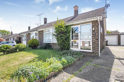 2 bedroom bungalow for sale, Pancroft, Abridge, RM4