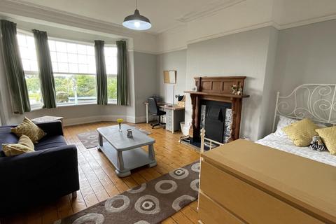 1 bedroom in a house share to rent, Cambrian View, Chester