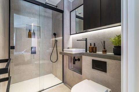 2 bedroom flat for sale, Exchange Gardens, London, SW8