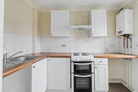 undefined, No Upward Chain - Coastal Maisonette on Leaside, Heacham PE31