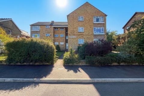 2 bedroom flat for sale, Cornwall Road, Uxbridge, UB8