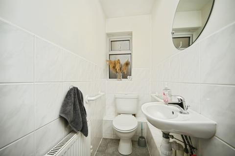 4 bedroom detached house for sale, Derwent Grove, Taunton