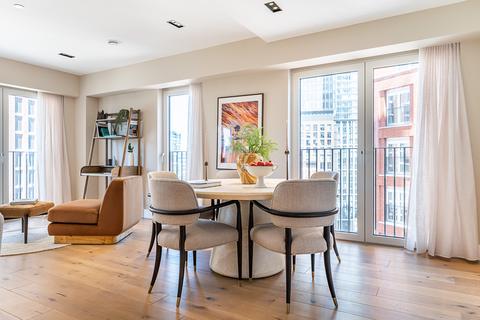 2 bedroom flat for sale, Exchange Gardens, London, SW8