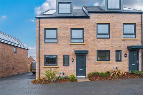 3 bedroom semi-detached house to rent, Lincoln Drive, NG4