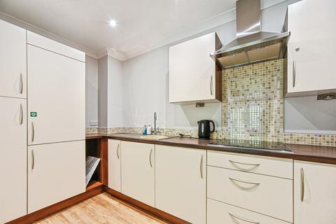 2 bedroom ground floor flat for sale, Kingsdown Road, South Marston, Swindon