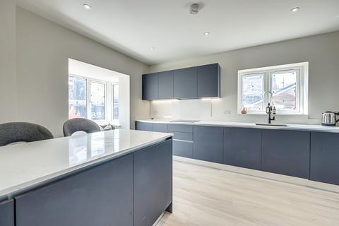 undefined, London Road, Rayleigh SS6
