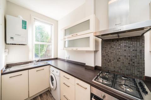 1 bedroom flat for sale, St. Luke's Avenue, London SW4
