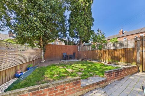 2 bedroom terraced house for sale, Elm Avenue, Carlton, Nottingham