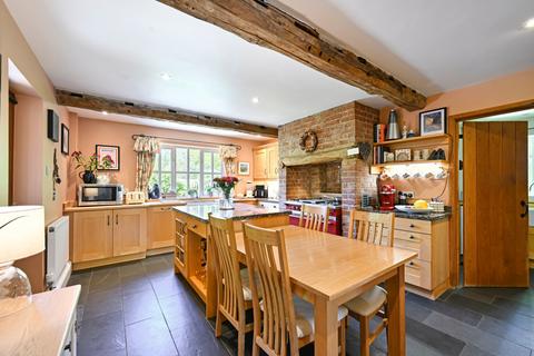 4 bedroom detached house for sale, Cranbrook Road, Tenterden, Kent, TN30