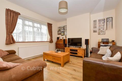 undefined, Linden Avenue, Coulsdon CR5