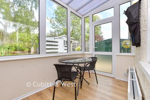 undefined, Linden Avenue, Coulsdon CR5
