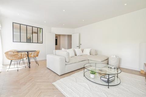2 bedroom apartment for sale, Modena Mews, Watford