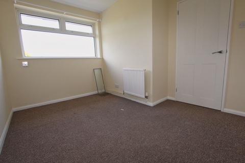 3 bedroom semi-detached house for sale, Bishops Drive, Kettering, NN15
