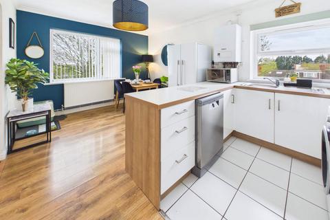 Flat - Llanishen Court, Llanishen, Cardiff. CF14