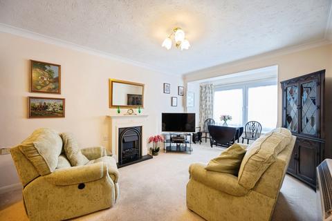 Apartment - Eastfields, Southsea PO5
