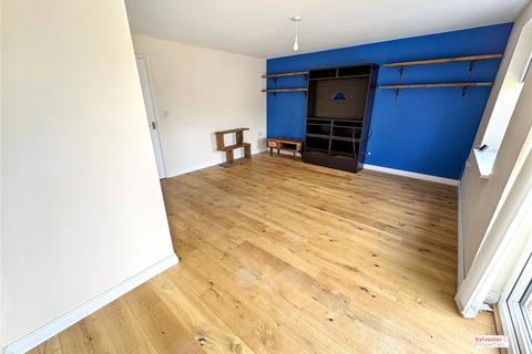 3 bedroom end of terrace house for sale, The Green, Consett, DH8