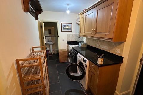 4 bedroom detached house to rent, Cwmcarvan Road, Cwmcarvan, NP25