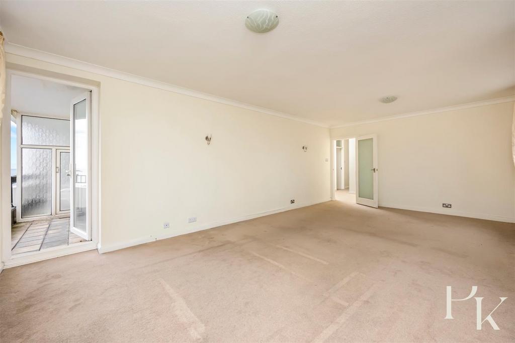 Apartment in Hove - View 4