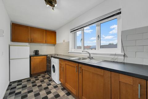 2 bedroom flat to rent, Neil Avenue, Irvine, KA12