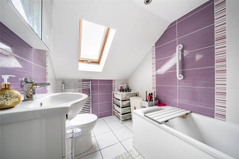 4 bedroom terraced house for sale, Elliott Road, Bromley