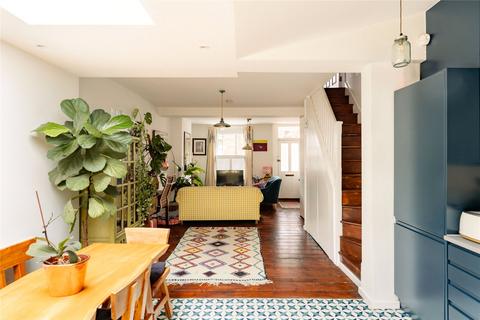 2 bedroom terraced house for sale, Lothrop Street, Queen's Park, London, W10