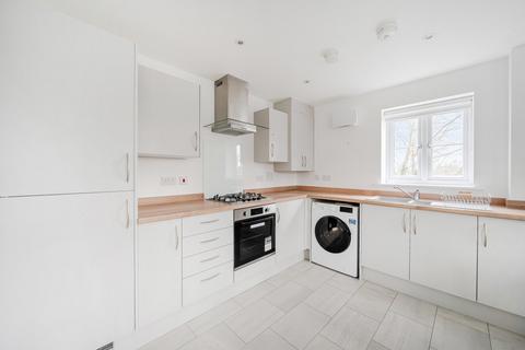 1 bedroom flat for sale, Clover Grove, Alton, Hampshire, GU34