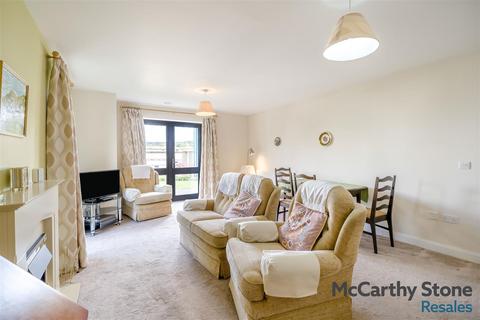2 bedroom apartment for sale, The Wickets, Kirkgate, Settle, BD24 9FN
