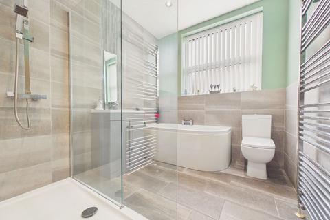 2 bedroom semi-detached bungalow for sale, Oakwood Gardens, Lobley Hill, NE11