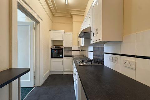 1 bedroom apartment to rent, Flat 1 4 Havelock Terrace