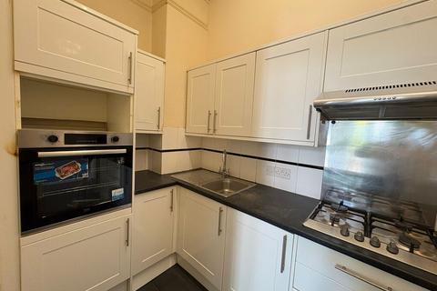 1 bedroom apartment to rent, Flat 1 4 Havelock Terrace