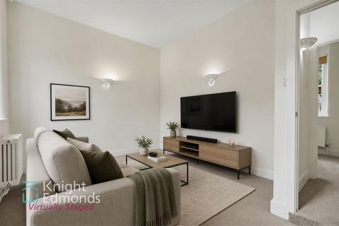 2 bedroom flat for sale, Queens House, Fennel Close, Maidstone, ME16