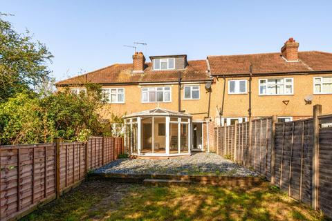 4 bedroom terraced house to rent, Barnet Lane, Barnet