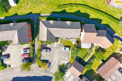 2 bedroom flat for sale, Kingfisher Drive, Ely CB7