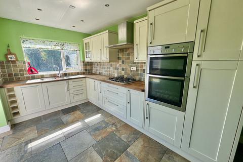 3 bedroom terraced house for sale, Field Street, Valley, Anglesey, LL65