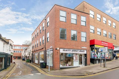1 bedroom apartment to rent, Pannells Court Guildford GU1