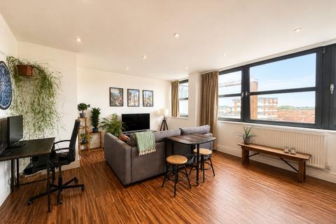 1 bedroom apartment to rent, Pannells Court Guildford GU1