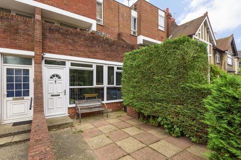 1 bedroom apartment to rent, Windsor, Berkshire, SL4