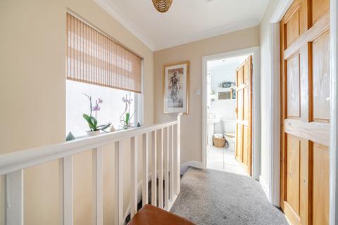 3 bedroom end of terrace house for sale, Hillcrest Road, Bromley