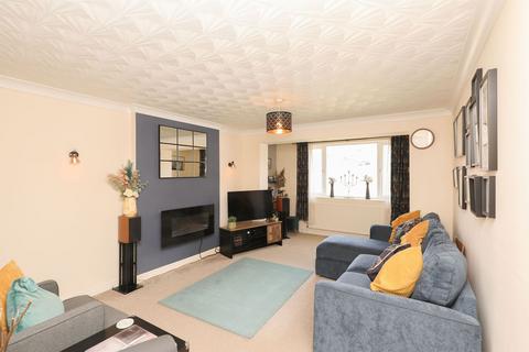 4 bedroom semi-detached house for sale, Foxcroft Drive, Sheffield S21