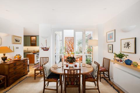 3 bedroom mews for sale, Rodmarton Street, London W1U