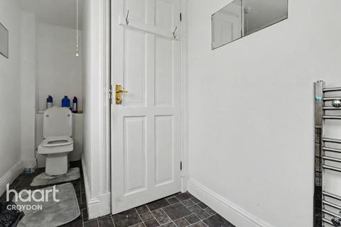 Cobblestone Place, Croydon