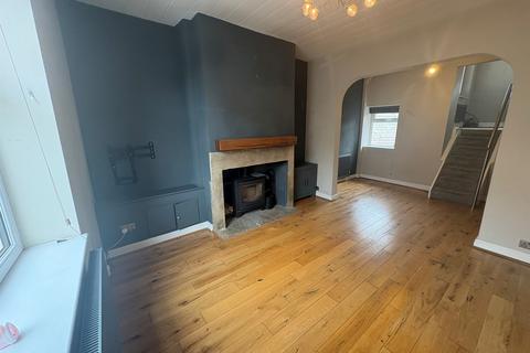 2 bedroom end of terrace house for sale, Northgate, Shipley BD17