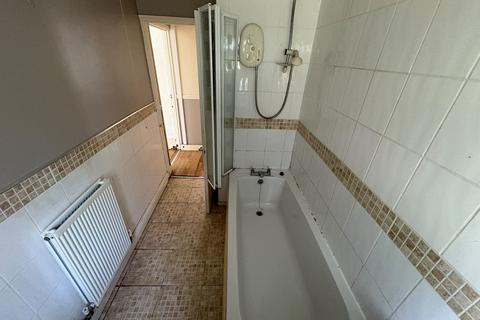 2 bedroom ground floor flat for sale, Lime Grove, Neath