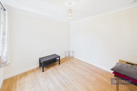 3 bedroom terraced house for sale, Milton Road, Southampton