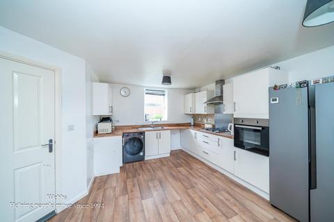 3 bedroom detached house for sale, Water Reed Grove, Walsall WS2