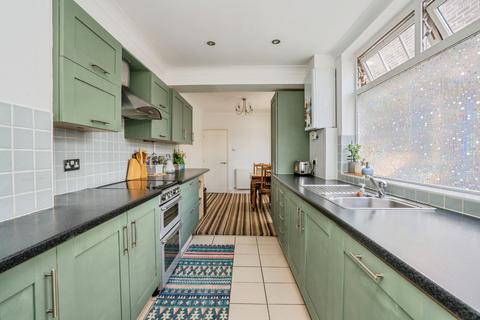 3 bedroom house to rent, Ranelagh Road, Portsmouth, PO2