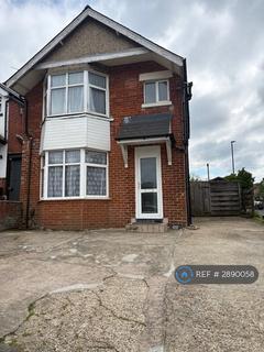 3 bedroom detached house to rent, Northfield Road, Southampton, SO18