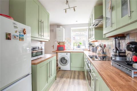 2 bedroom terraced house for sale, Manor Road, Bingley, BD16