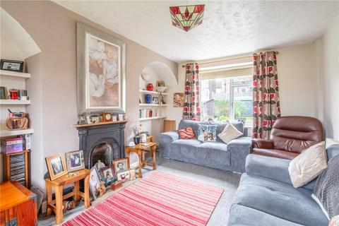 2 bedroom terraced house for sale, Manor Road, Bingley, BD16