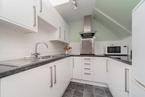undefined, Delves Close, Lewes BN8